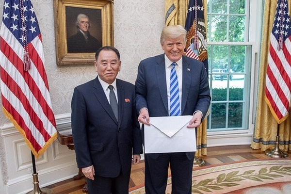 習(xí)近平同巴西聯(lián)邦共和國(guó)總統(tǒng)舉行會(huì)談 兩國(guó)元首一致同意推動(dòng)中巴全面戰(zhàn)略伙伴關(guān)系取得新的更大發(fā)展