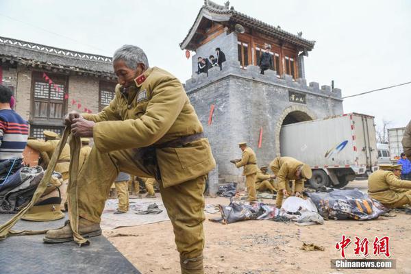 李克強(qiáng)會(huì)見巴西聯(lián)邦共和國(guó)總統(tǒng)