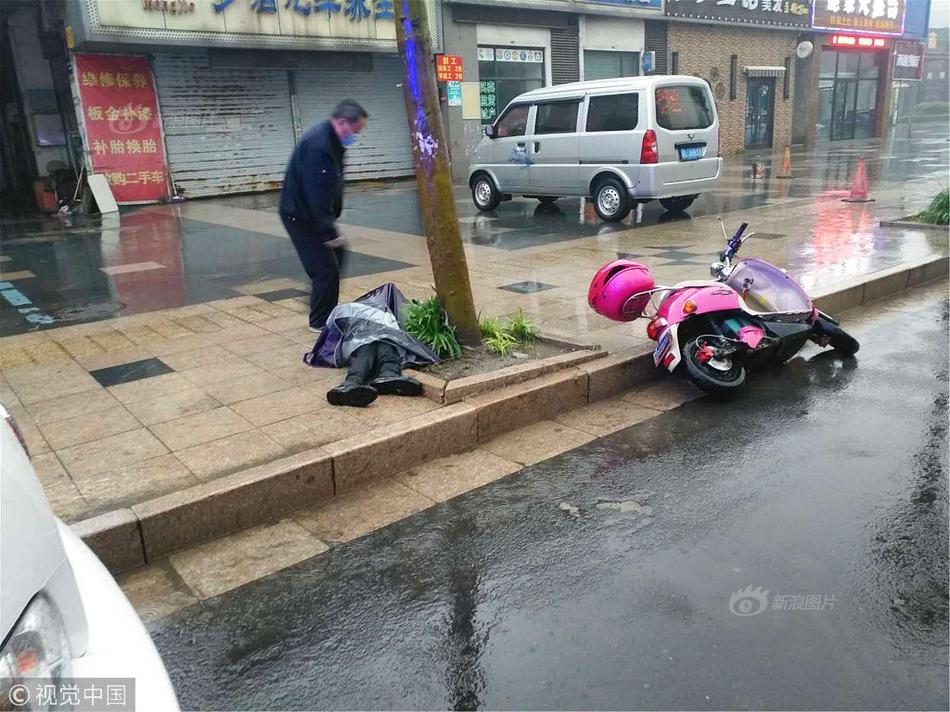 十二屆全國(guó)人大常委會(huì)第二十九次會(huì)議在京閉幕