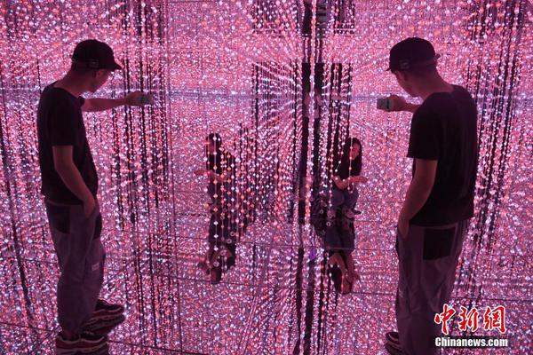 起底城市綠化中的奢靡之風(fēng)：貧困縣斥資200多萬種銀杏