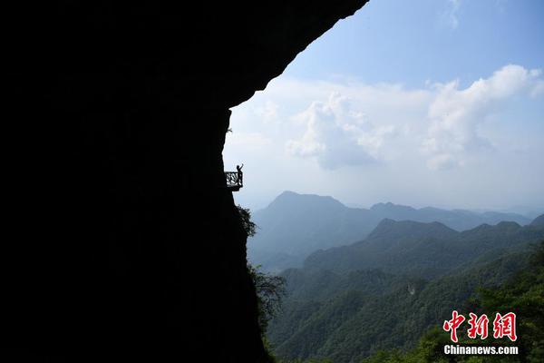 中共中央黨校舉行秋季學期開學典禮 劉云山出席并講話