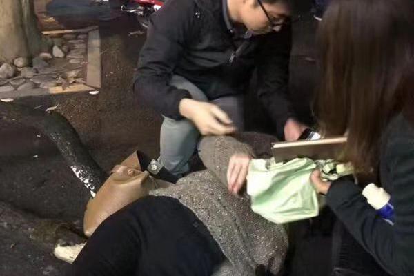 習近平總書記在深度貧困地區(qū)脫貧攻堅座談會上的重要講話引起強烈反響