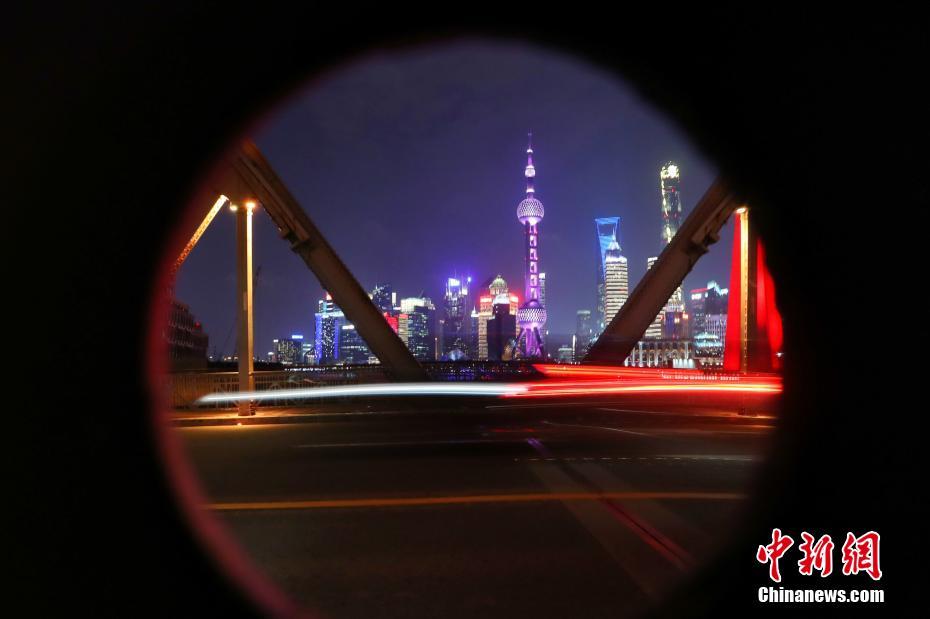 習近平總書記在深度貧困地區(qū)脫貧攻堅座談會上的重要講話引起強烈反響