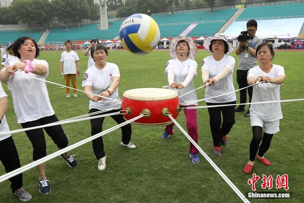西安維權(quán)女車主反被債主維權(quán)，一碼歸一碼