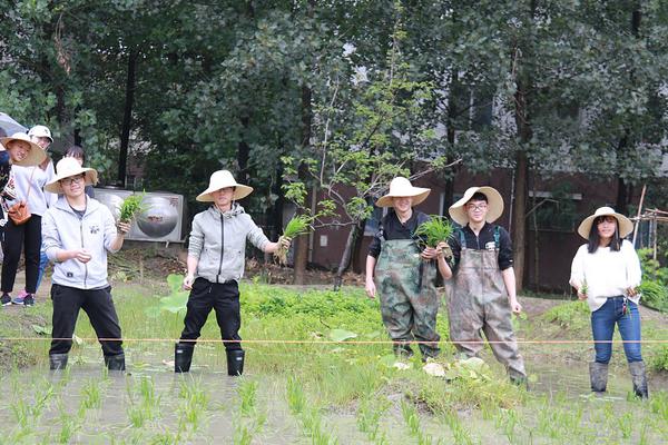 中共中央黨校舉行秋季學(xué)期開學(xué)典禮 劉云山出席并講話