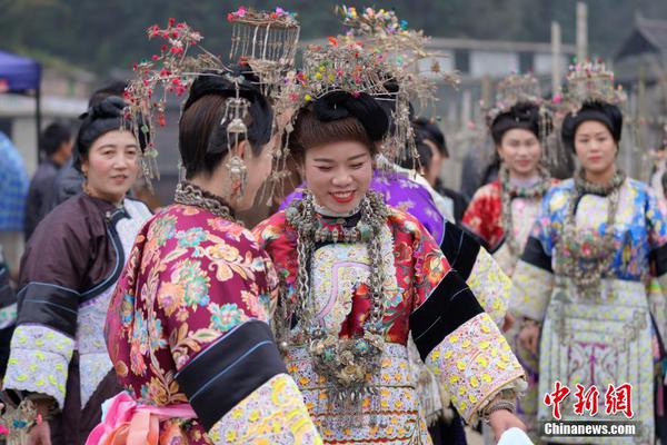 俞正聲會(huì)見(jiàn)巴西聯(lián)邦共和國(guó)總統(tǒng)