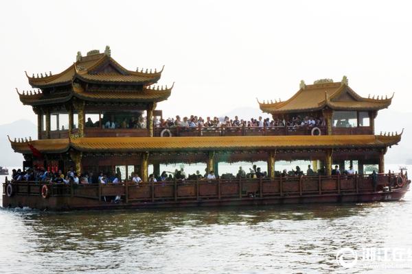 李克強會見巴西聯(lián)邦共和國總統(tǒng)