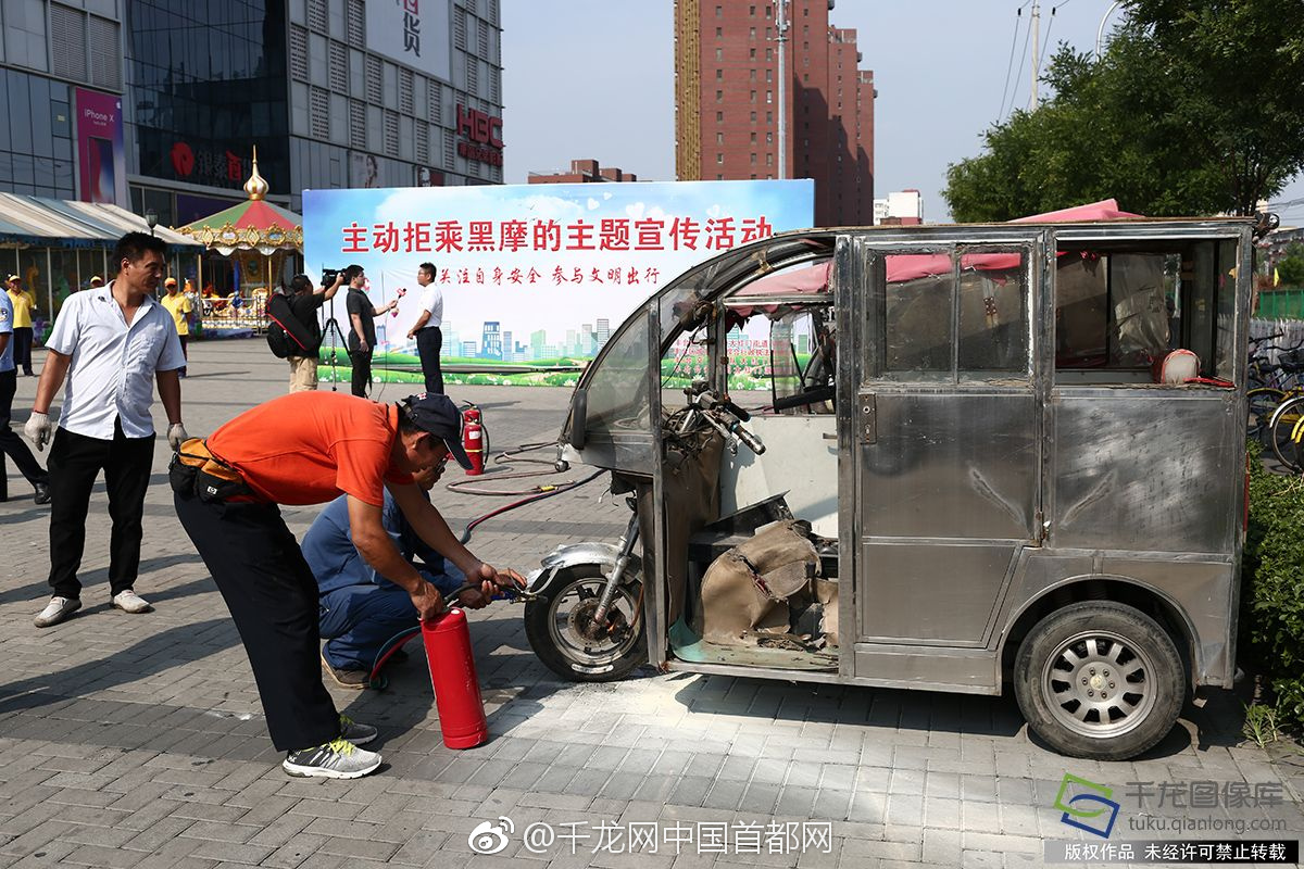 習(xí)近平總書記在深度貧困地區(qū)脫貧攻堅座談會上的重要講話引起強(qiáng)烈反響