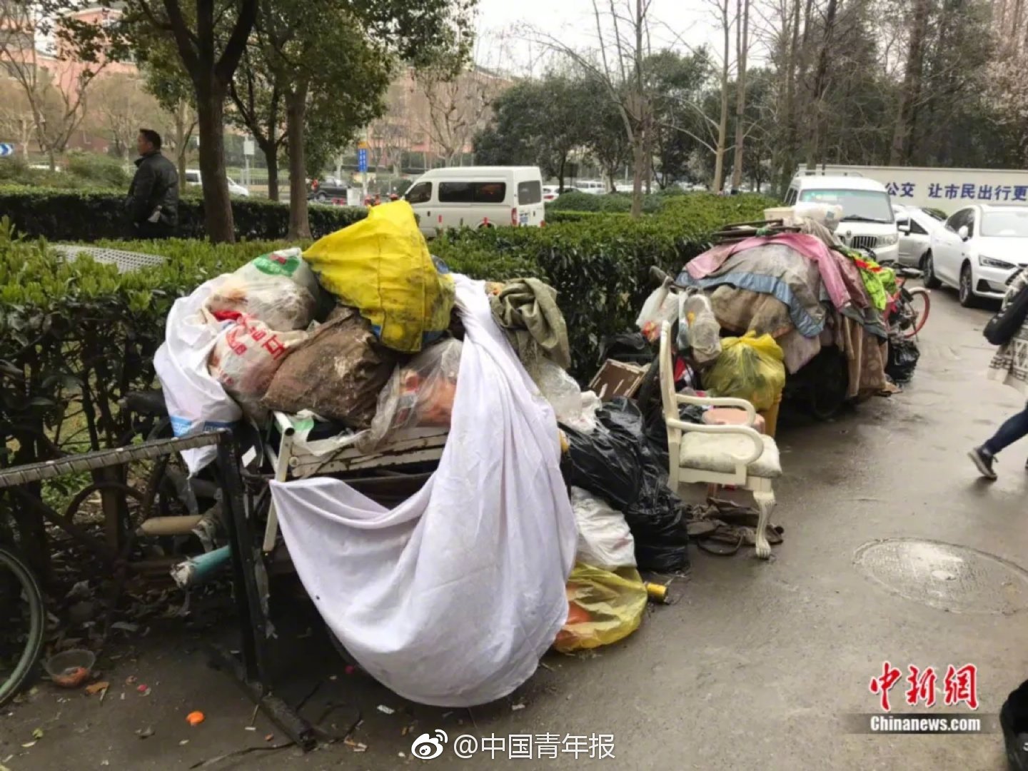 李克強(qiáng)會見巴西聯(lián)邦共和國總統(tǒng)