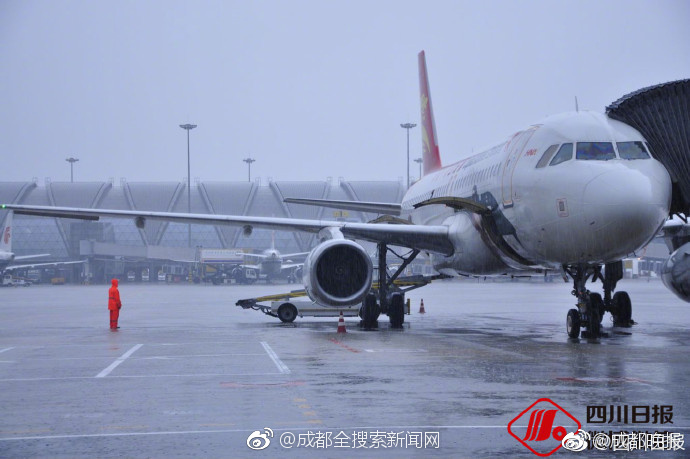 習(xí)近平同巴西聯(lián)邦共和國總統(tǒng)舉行會(huì)談 兩國元首一致同意推動(dòng)中巴全面戰(zhàn)略伙伴關(guān)系取得新的更大發(fā)展