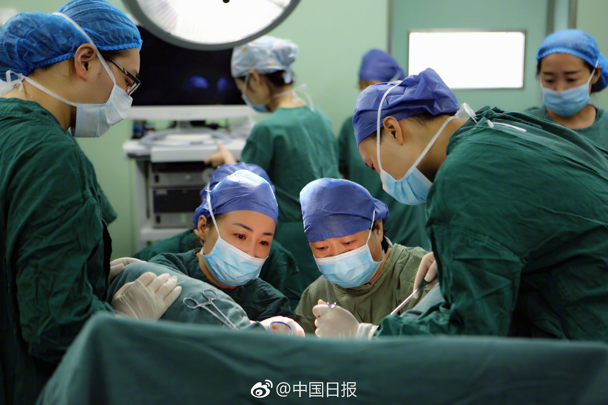 俞正聲會(huì)見(jiàn)巴西聯(lián)邦共和國(guó)總統(tǒng)