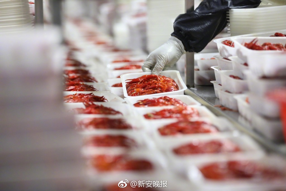 習(xí)近平同巴西聯(lián)邦共和國總統(tǒng)舉行會談 兩國元首一致同意推動中巴全面戰(zhàn)略伙伴關(guān)系取得新的更大發(fā)展