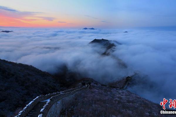 李克強(qiáng)會(huì)見巴西聯(lián)邦共和國(guó)總統(tǒng)