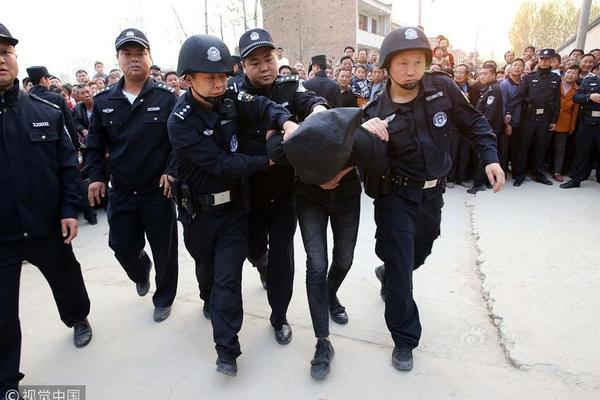 習(xí)近平總書記在深度貧困地區(qū)脫貧攻堅座談會上的重要講話引起強(qiáng)烈反響
