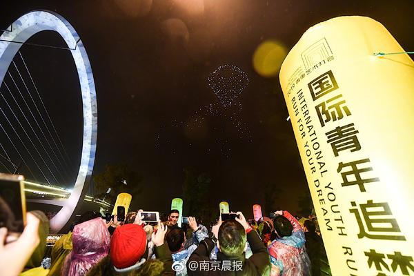 習(xí)近平同巴西聯(lián)邦共和國總統(tǒng)舉行會(huì)談 兩國元首一致同意推動(dòng)中巴全面戰(zhàn)略伙伴關(guān)系取得新的更大發(fā)展