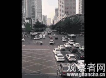 李克強(qiáng)會見巴西聯(lián)邦共和國總統(tǒng)
