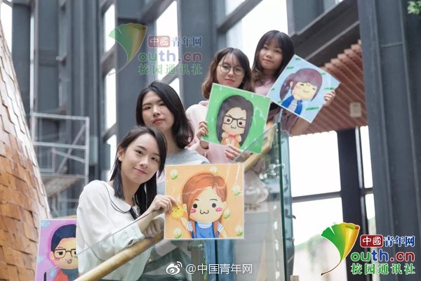 李克強(qiáng)會見巴西聯(lián)邦共和國總統(tǒng)