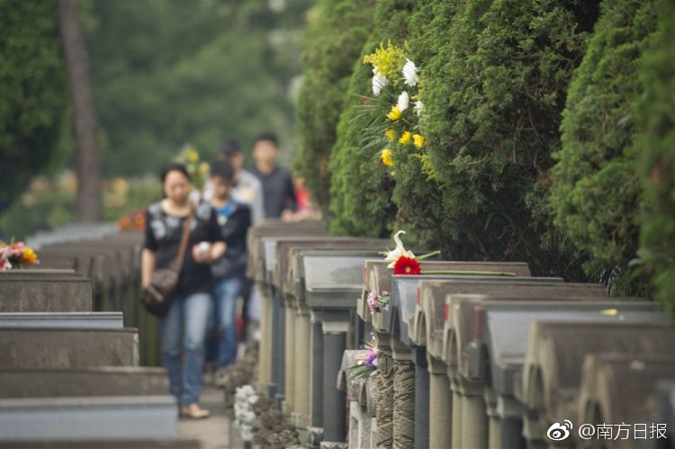 習(xí)近平總書記在深度貧困地區(qū)脫貧攻堅座談會上的重要講話引起強(qiáng)烈反響