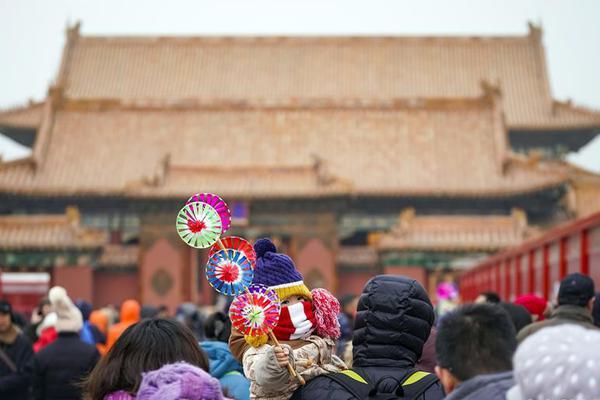 習(xí)近平總書記在深度貧困地區(qū)脫貧攻堅座談會上的重要講話引起強(qiáng)烈反響