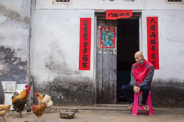 習近平總書記在深度貧困地區(qū)脫貧攻堅座談會上的重要講話引起強烈反響